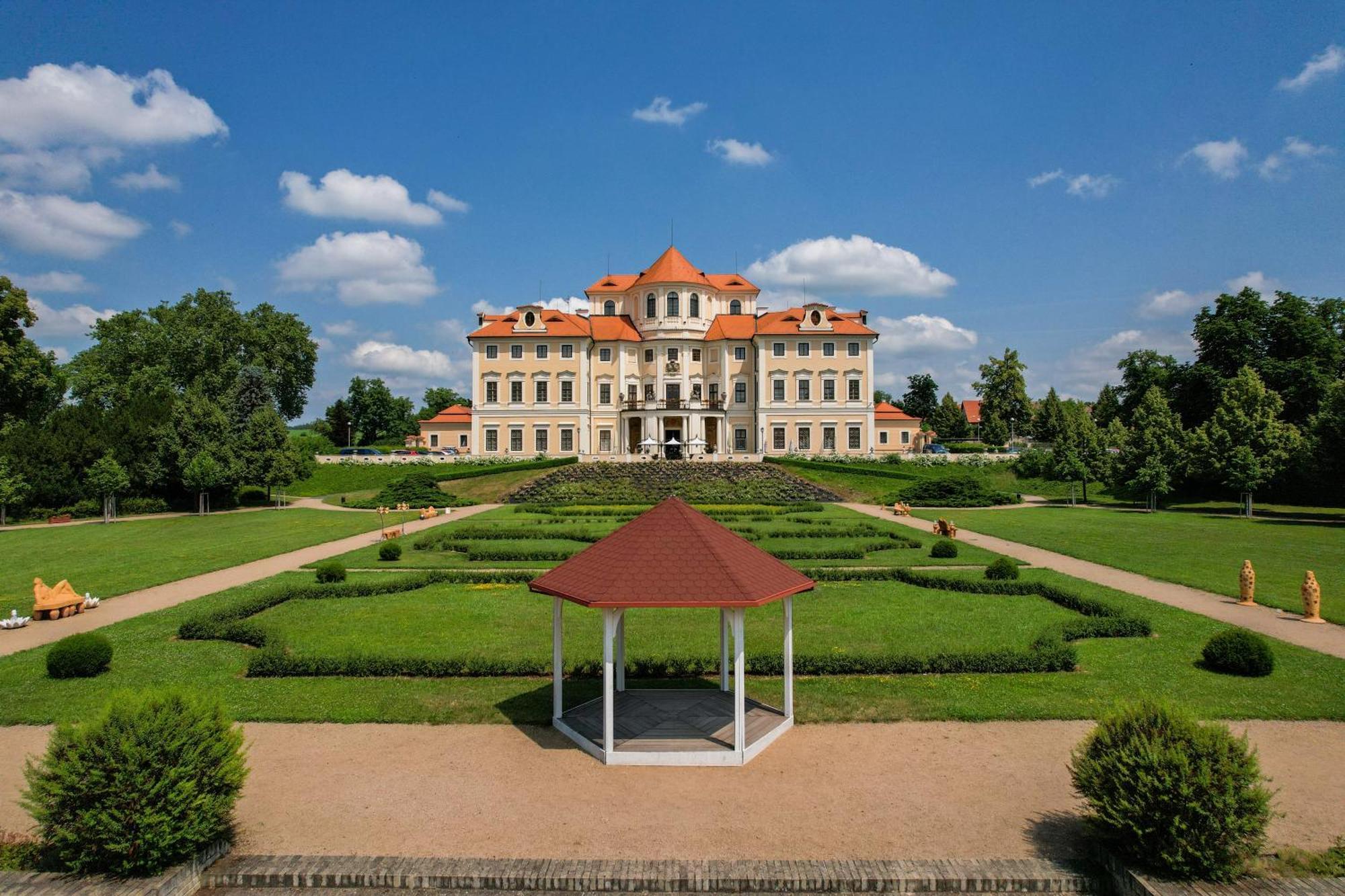 Chateau Liblice Byšice Exterior foto