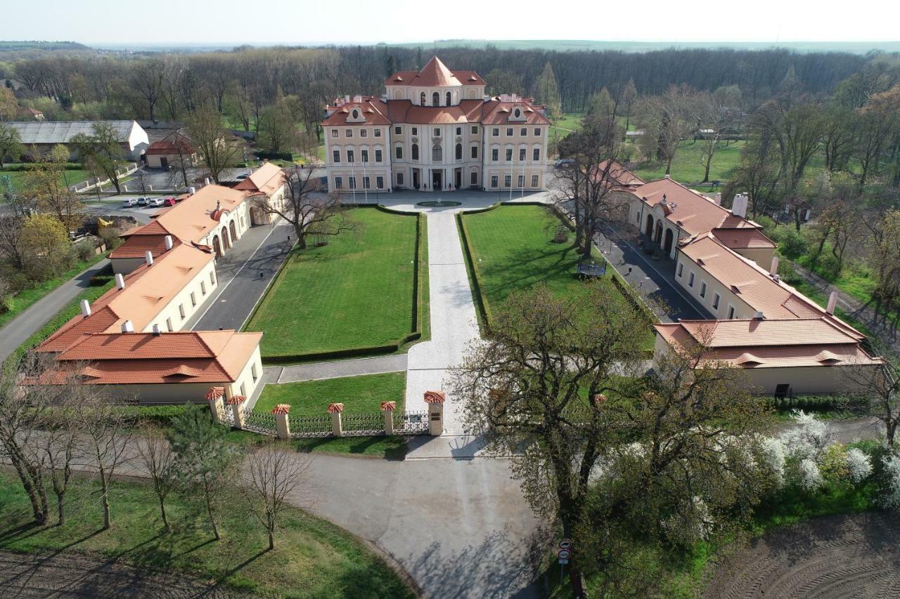 Chateau Liblice Byšice Exterior foto